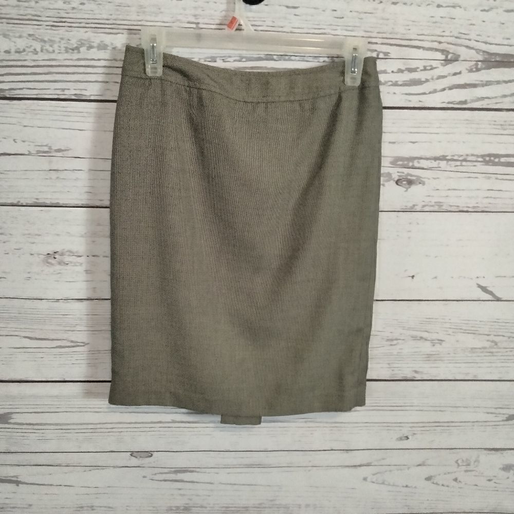"Ann Taylor" woman's skirt 